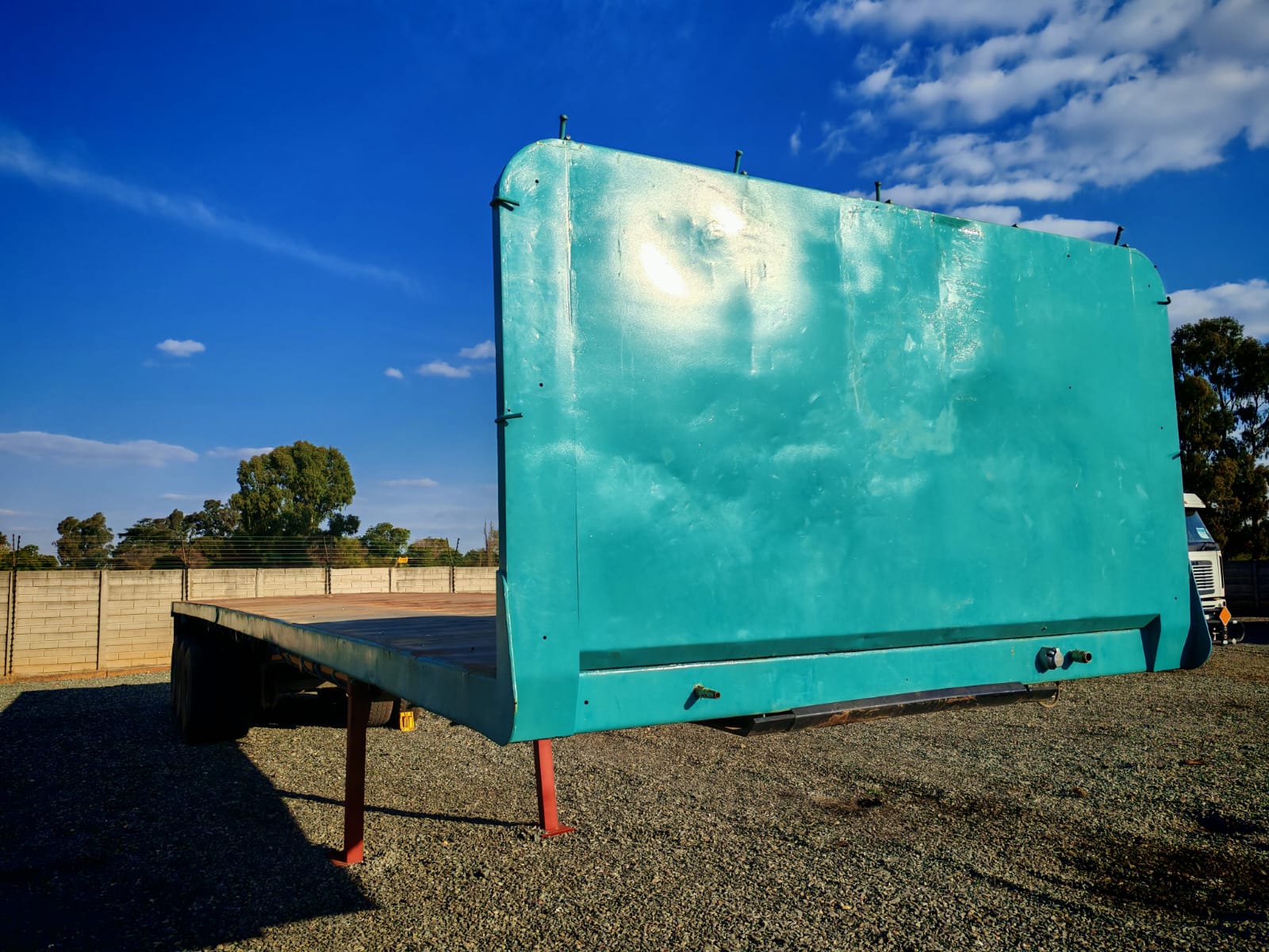 2006 Burg Trailer